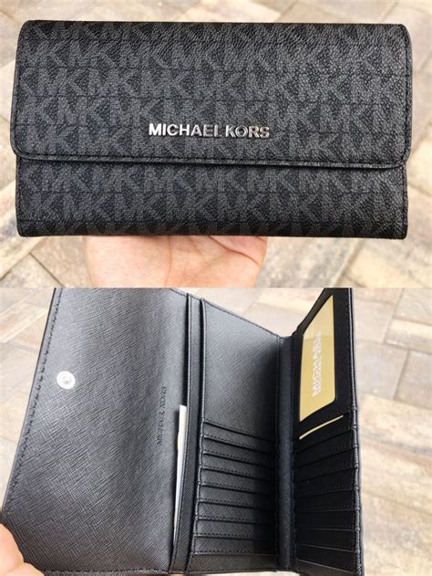 Michael Kors trifold wallet